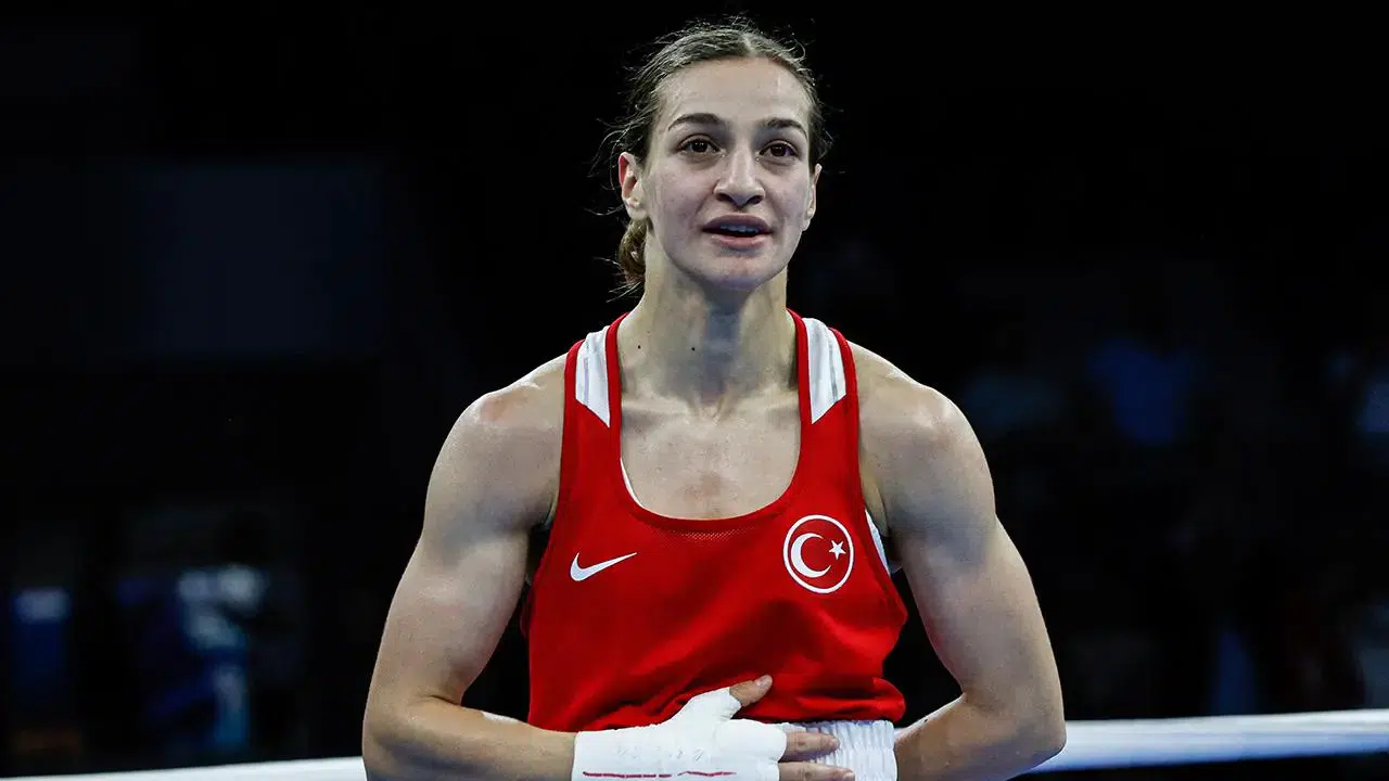 Buse Naz Çakıroğlu Dünya Boks Şampiyonası Finalinde: Maç Ne Zaman, Saat Kaçta, Hangi Kanalda?