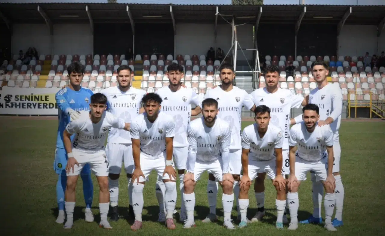 Somaspor Arnavutköy Belediyesi Futbol Kulübünü