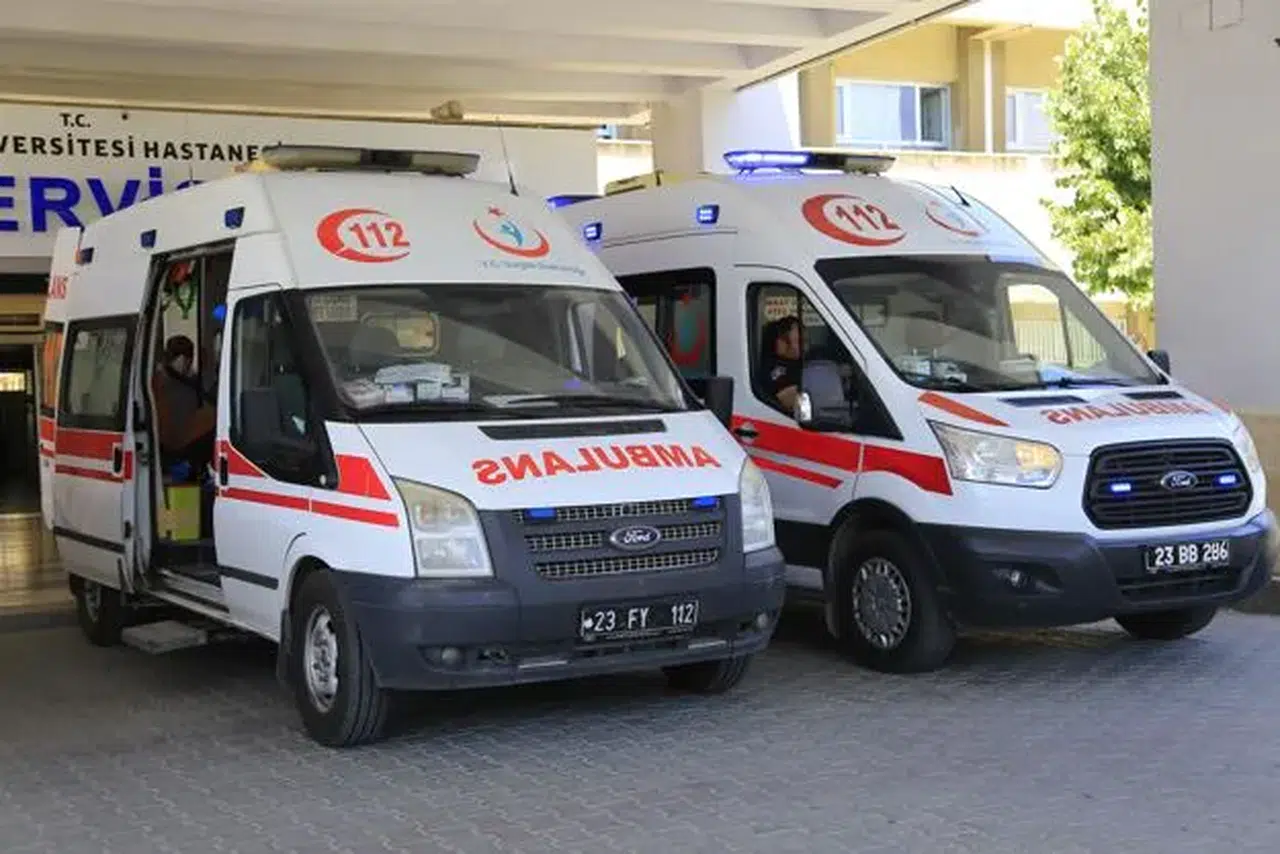 Otomobilin çarptığı yaşlı adam hayatını kaybetti
