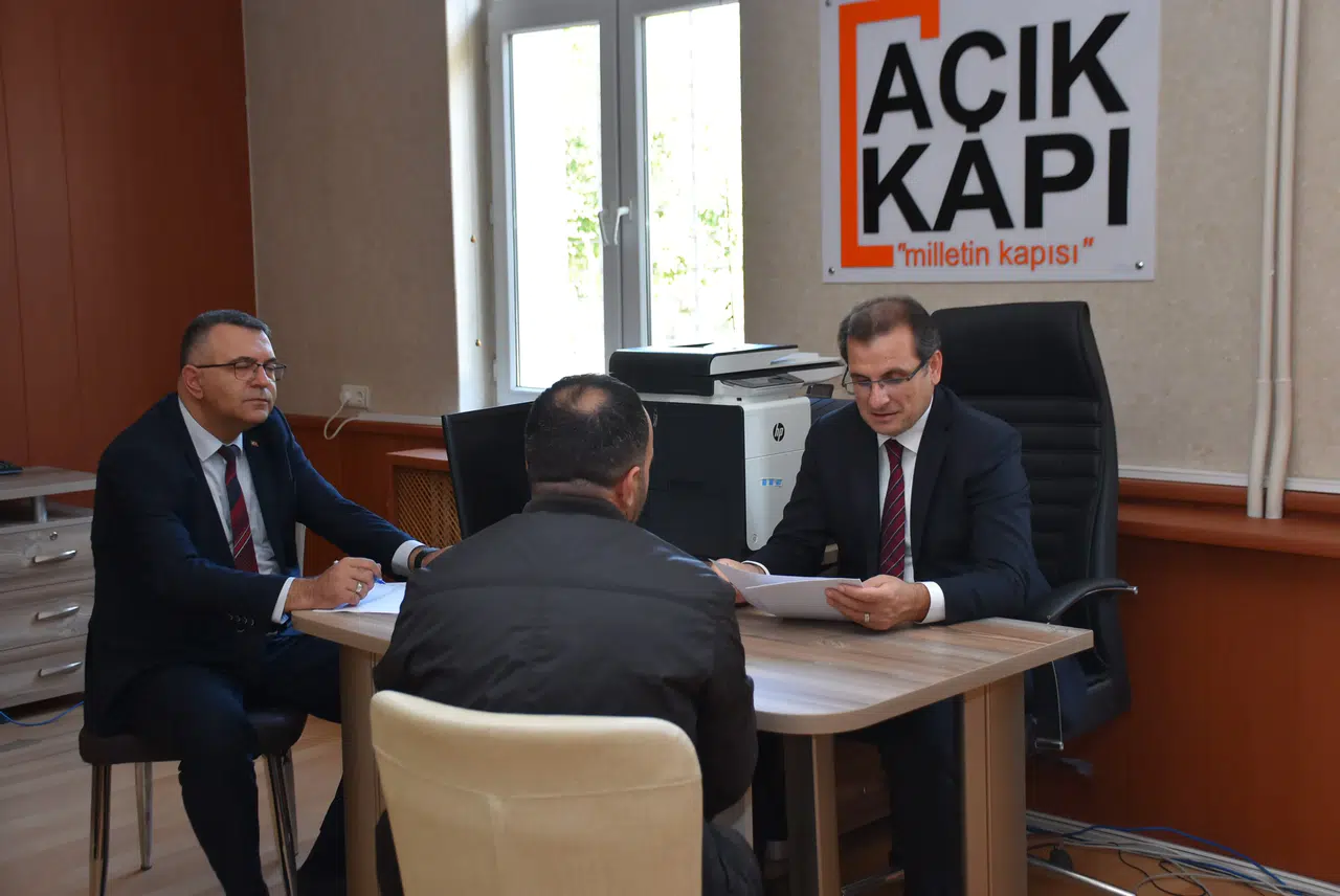 Kaymakam Güldoğan "Açık Kapıda" vatandaşı dinledi