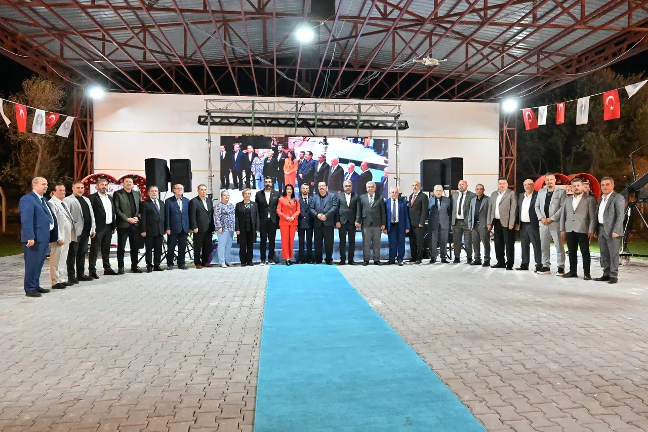Manisa'nın berberleri bu programda bir araya geldi