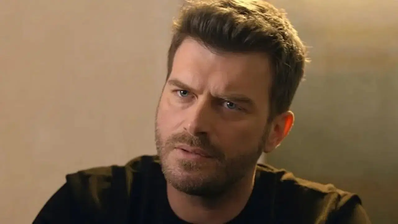 Kıvanç Tatlıtuğ'dan Dudak Uçuklatan Reklam Anlaşması!