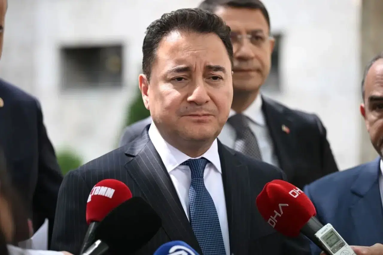 Babacan kendisinden helallik isteyen gence öyle bir yanıt verdi ki...