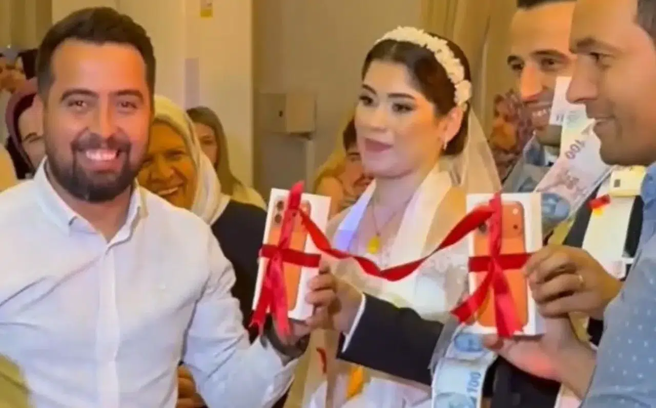 Manisa’da ilginç düğün hediyesi