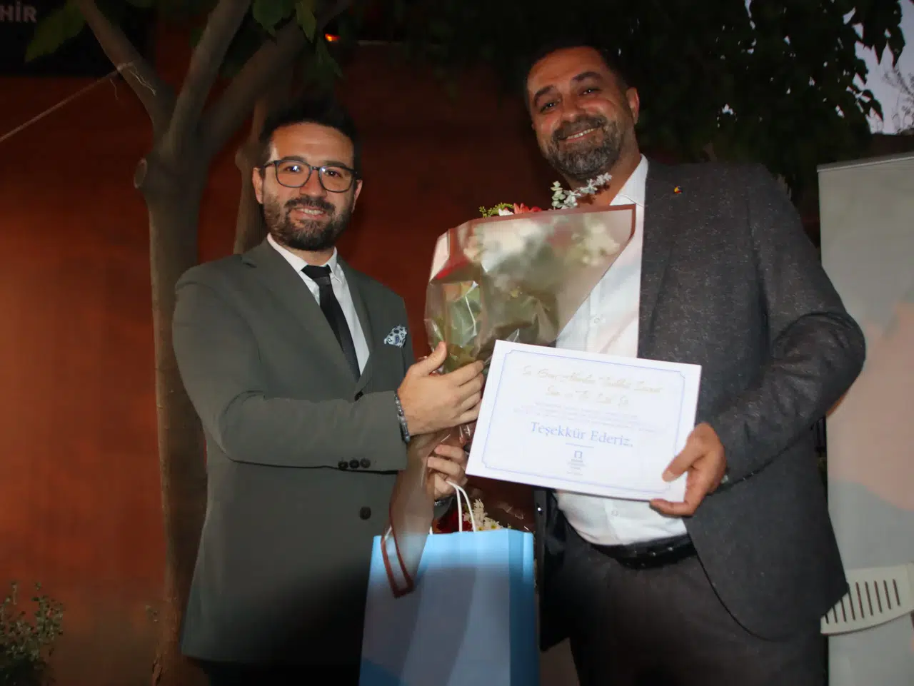 Mimarlar Odası’ndan duayenlere plaket