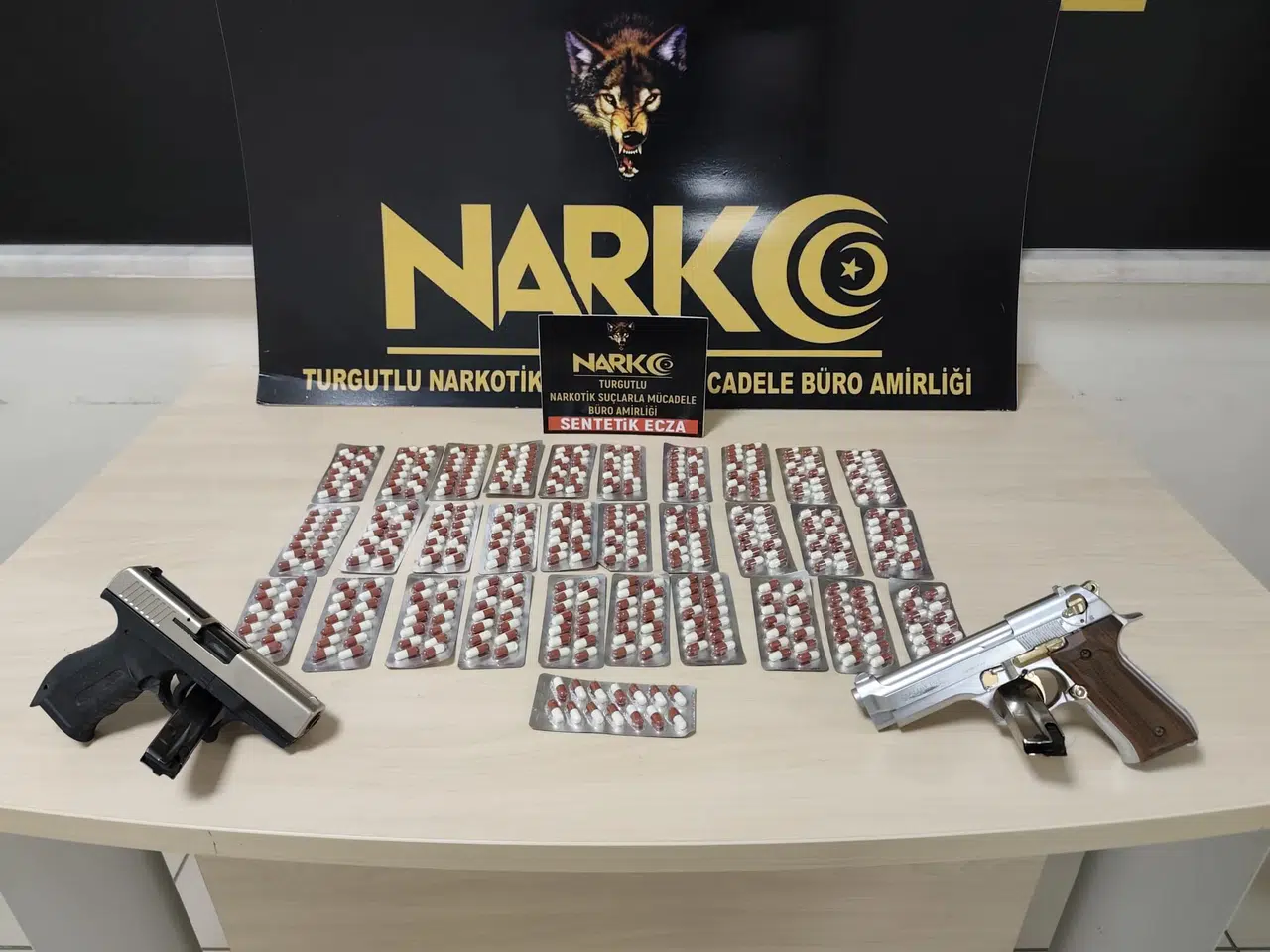 Emniyet zehir tacirlerine göz açtırmıyor