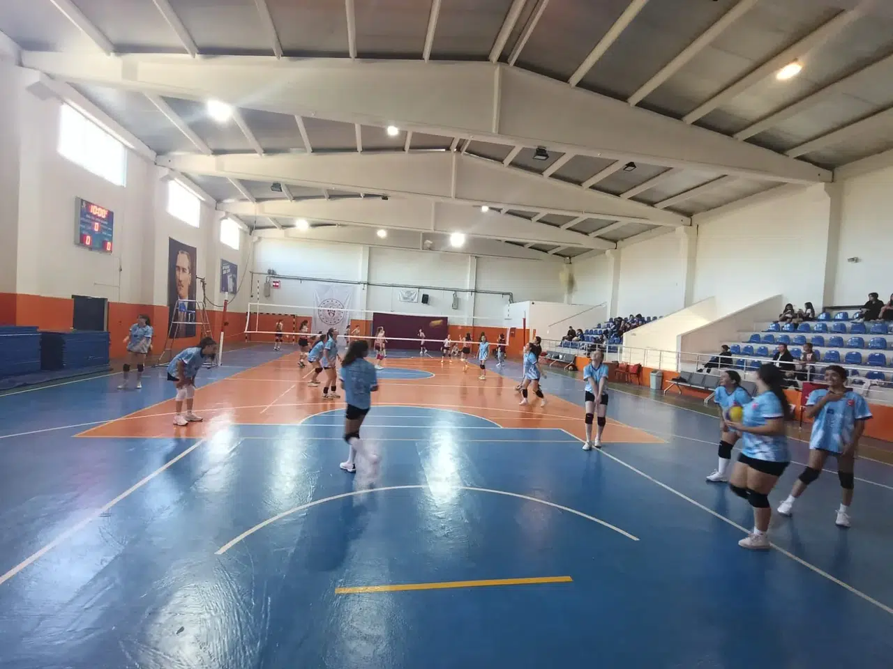 Sarıgöllü voleybolcular mağlubiyet yaşadı