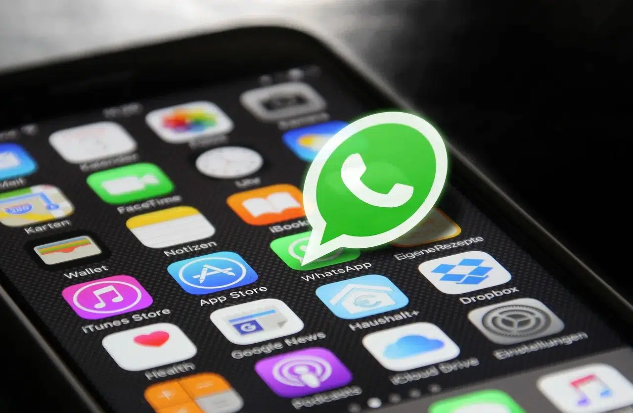 WhatsApp iOS’a Yeni Çağrı Ekranı Geldi! Grup Görüşmeleri ve Planlama Tek Tuşla