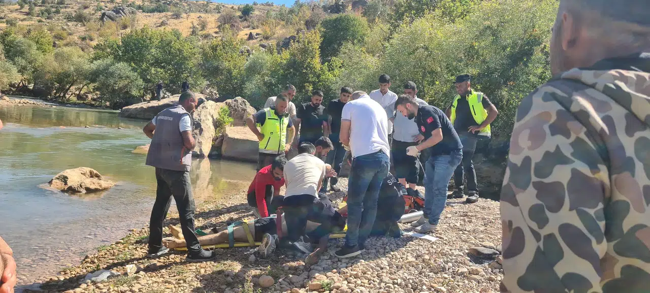 Serinlemek için girdiği su sonu oldu