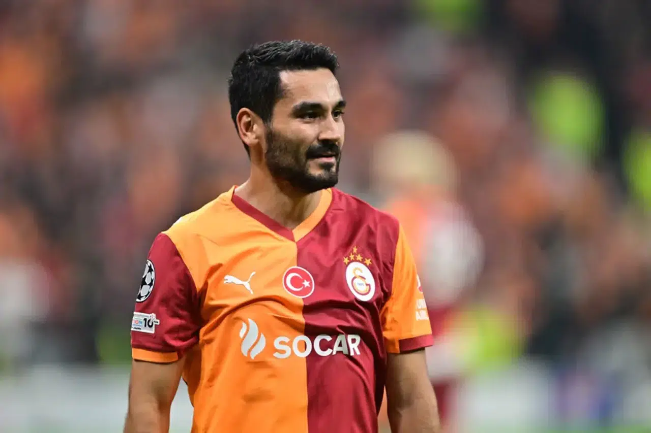 Liverpool'un yıldızından maç oynanırken İlkay'a bomba soru