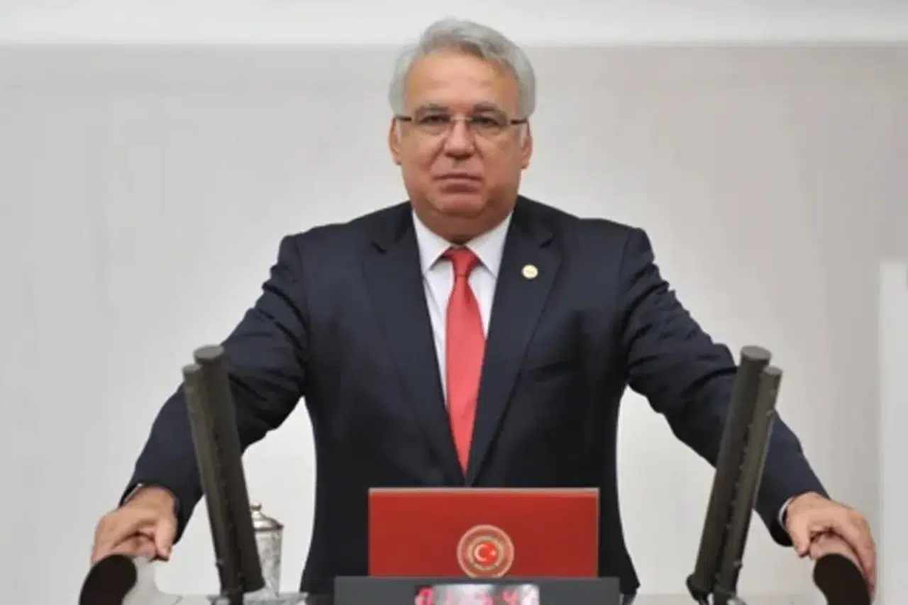 Eski AK Parti Milletvekili "Cumhurbaşkanına hakaret" suçlamasından gözaltına alındı