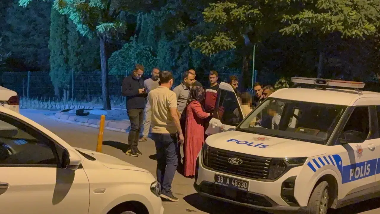 12 YAŞINDAKİ ÇOCUK ÜVEY BABASINI ÖLDÜRDÜ