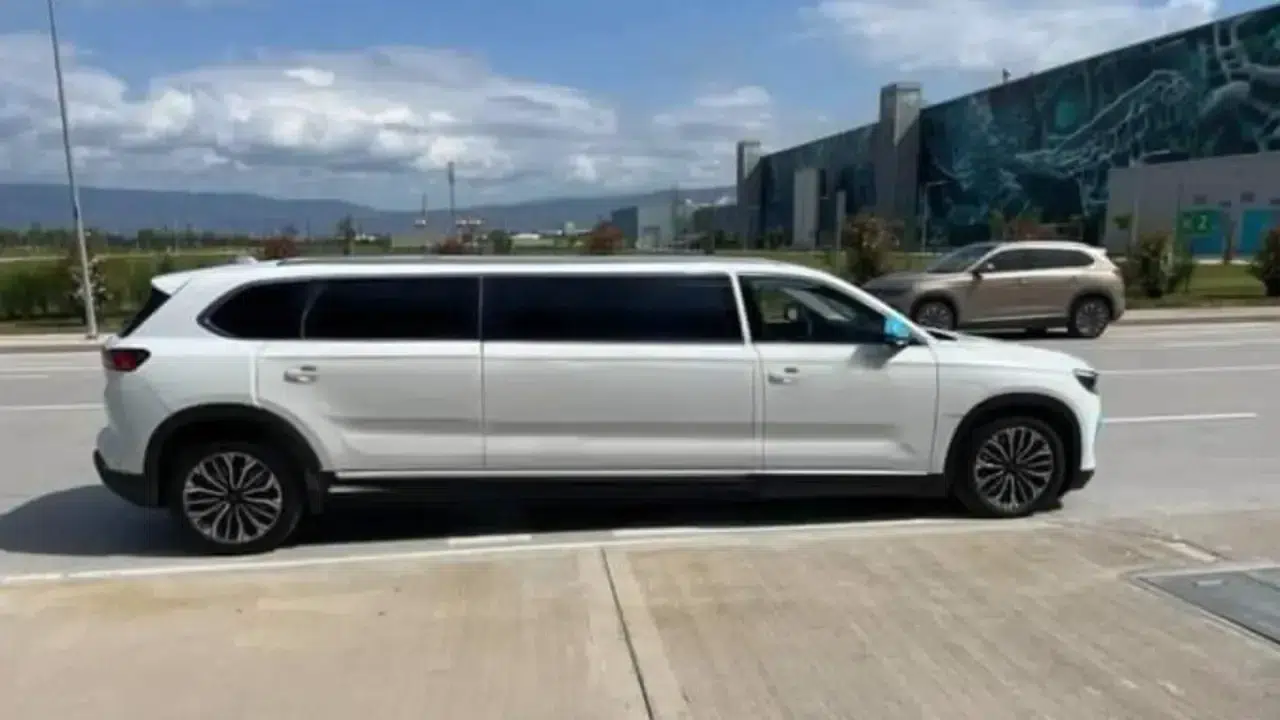 TOGG Limuzin Seri Üretimi Var mı, TOGG Limuzin Fiyatı Ne Kadar? İşte Merak Edilenler