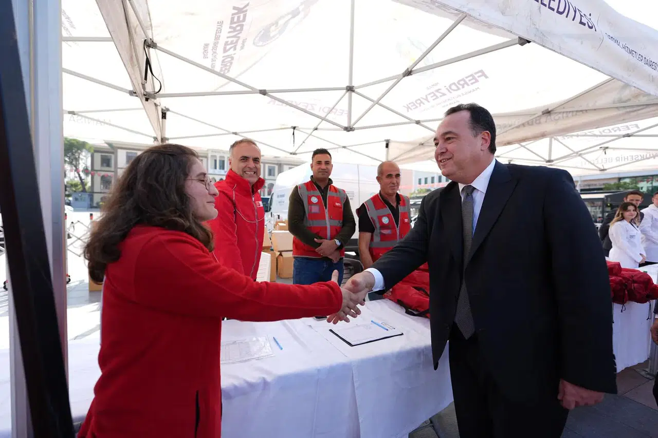 Manisa Kan Bağışında Birleşti