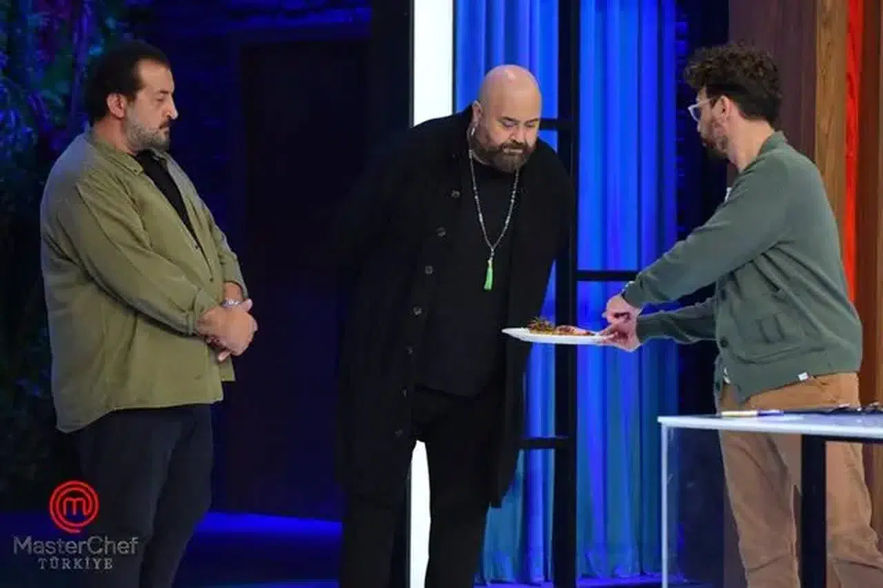 MasterChef Türkiye 16 Ekim 2025: Dokunulmazlığı Hangi Takım Kazandı, Eleme Adayları Kim Oldu?