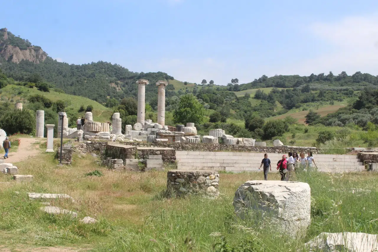 Manisa’daki paha biçilmez eserleri Amerikalı arkeologlar götürmüş!