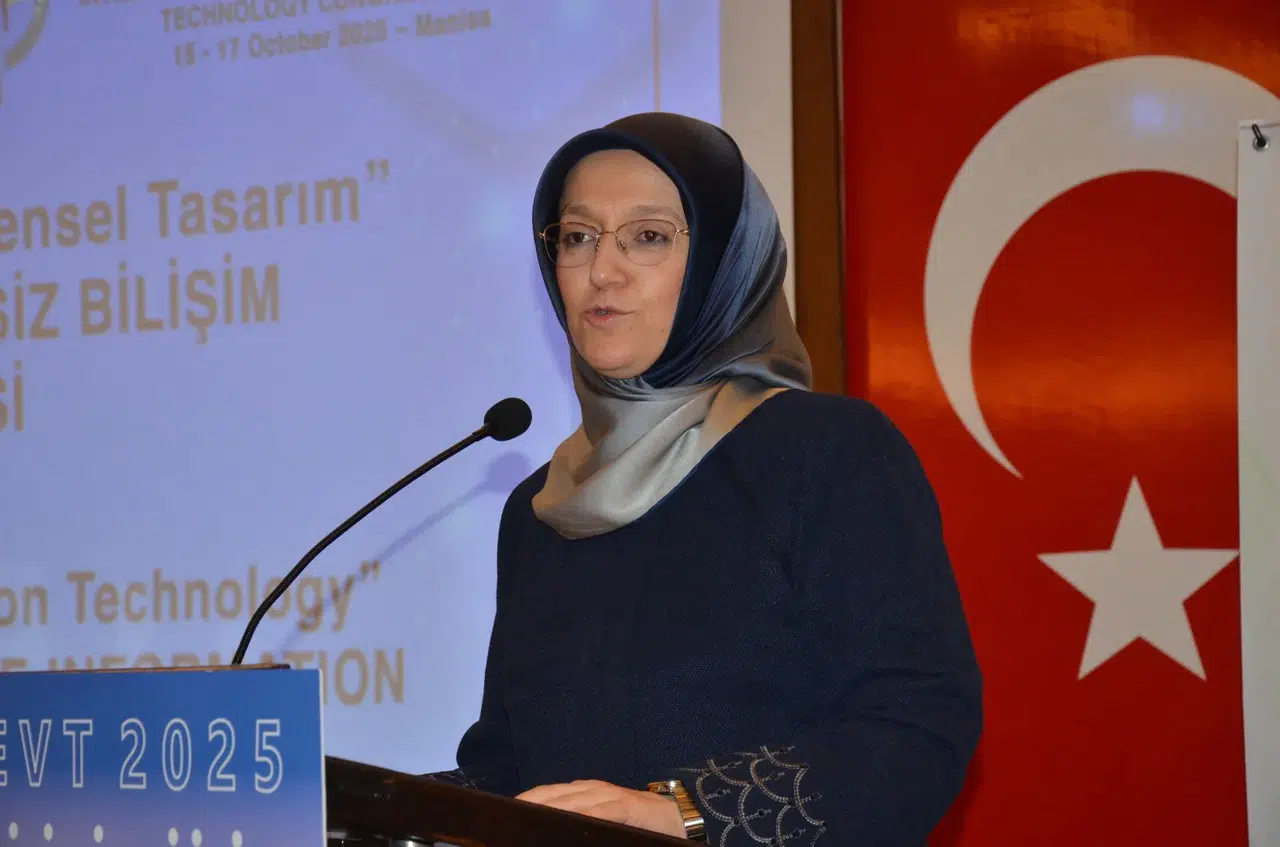 Rektör Kibar: Ege Kariyer Fuarı, Türkiye’nin ilk engelsiz fuarı oldu