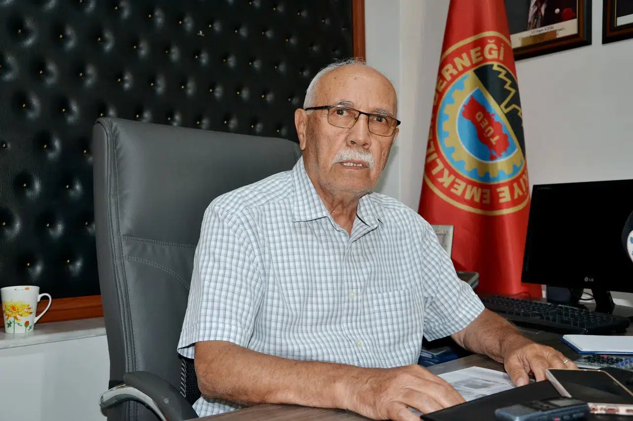 Emekliler maaşlara seyyanen zam bekliyor
