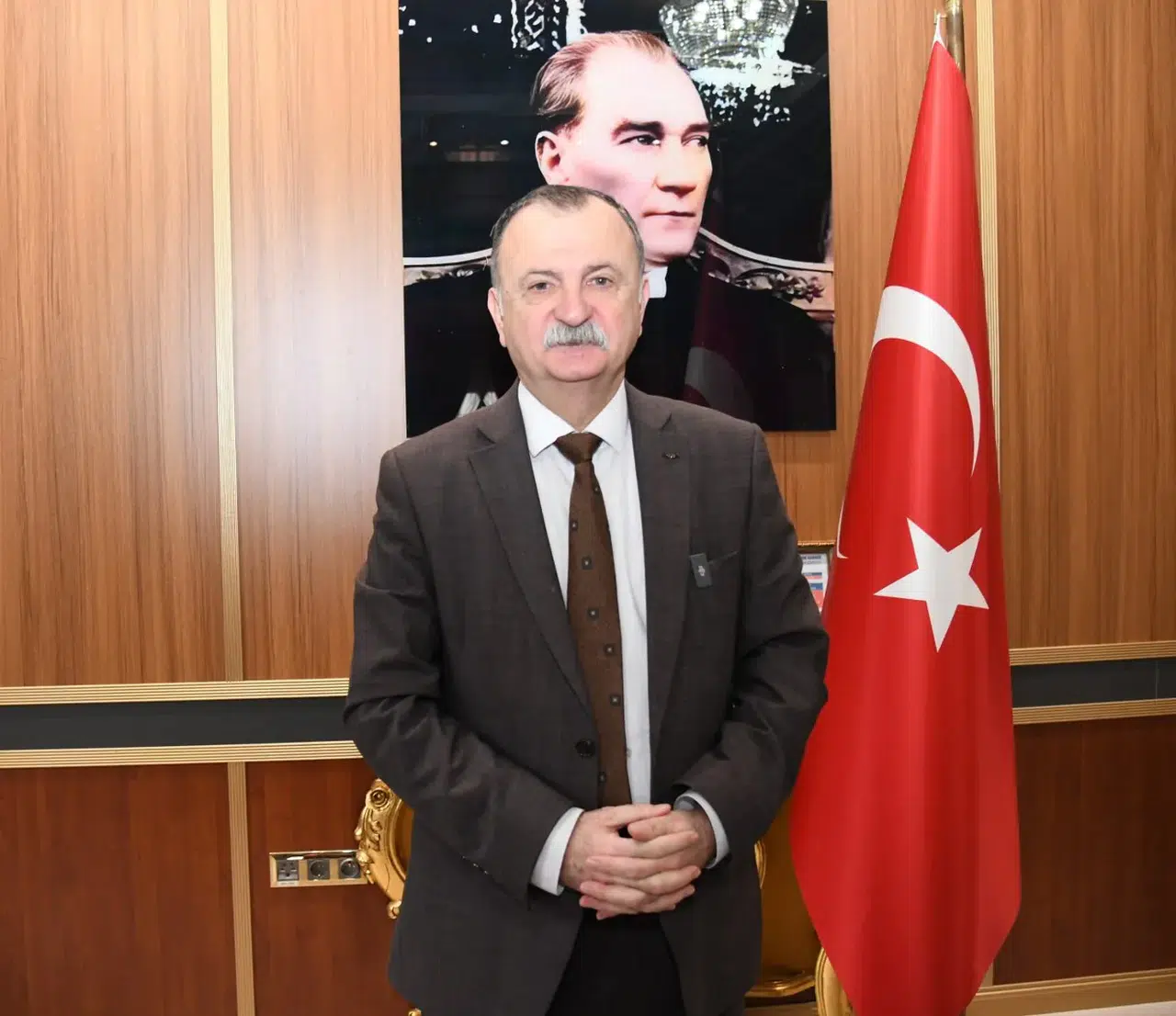 Başkan Balaban Cumhuriyetin 102. yıl dönümünü kutladı