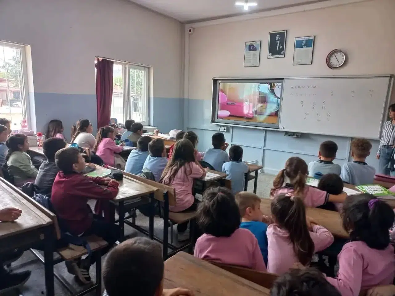 Öğrencilere ağız ve diş sağlığı eğitimi