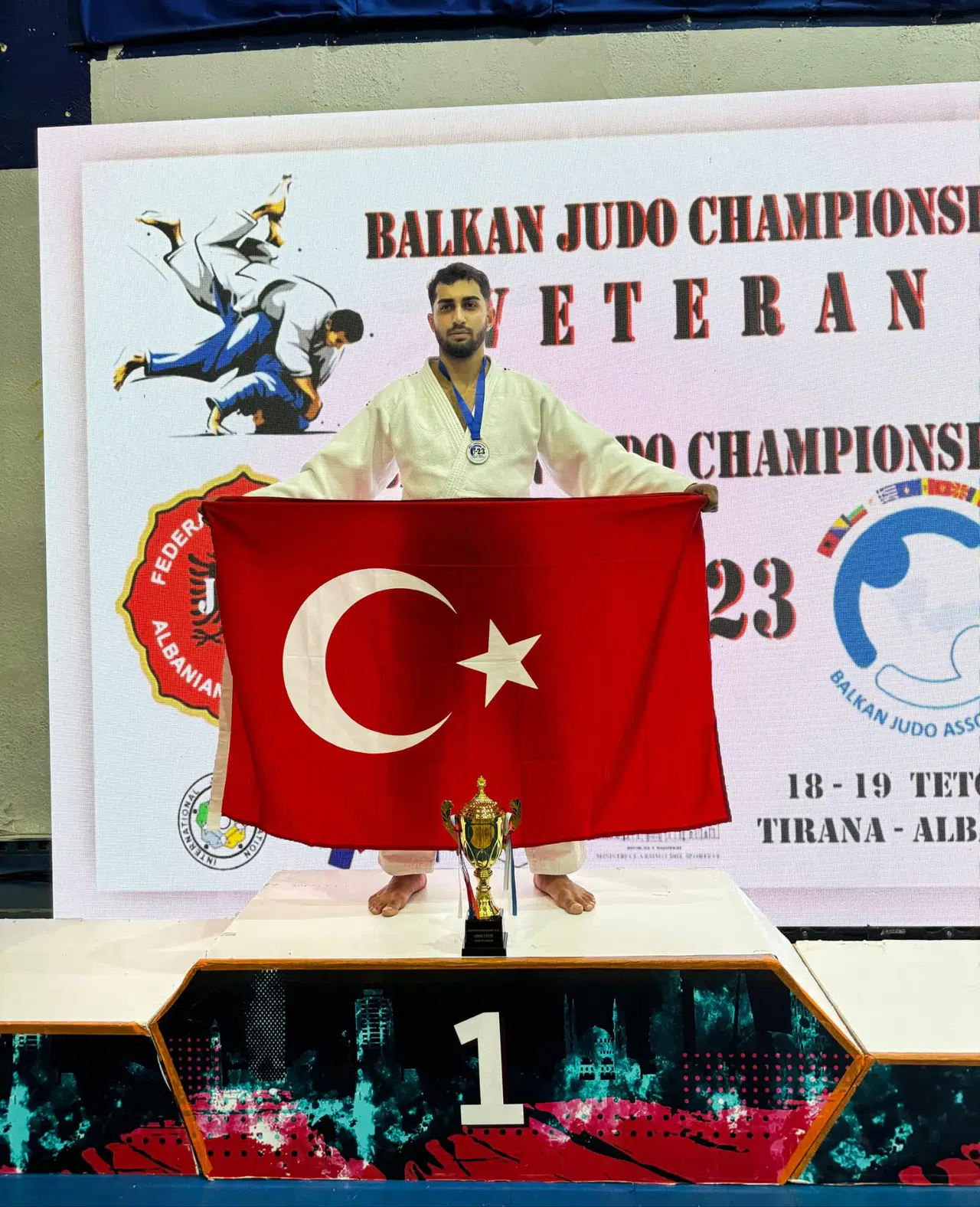 Manisalı judocudan balkanlarda büyük başarı