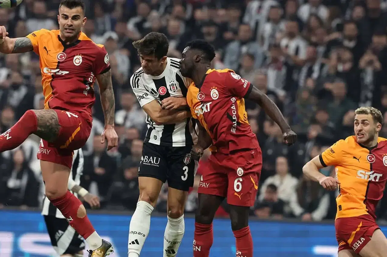 Bu cumartesi oynanacak dev derbinin hakemi belli oldu