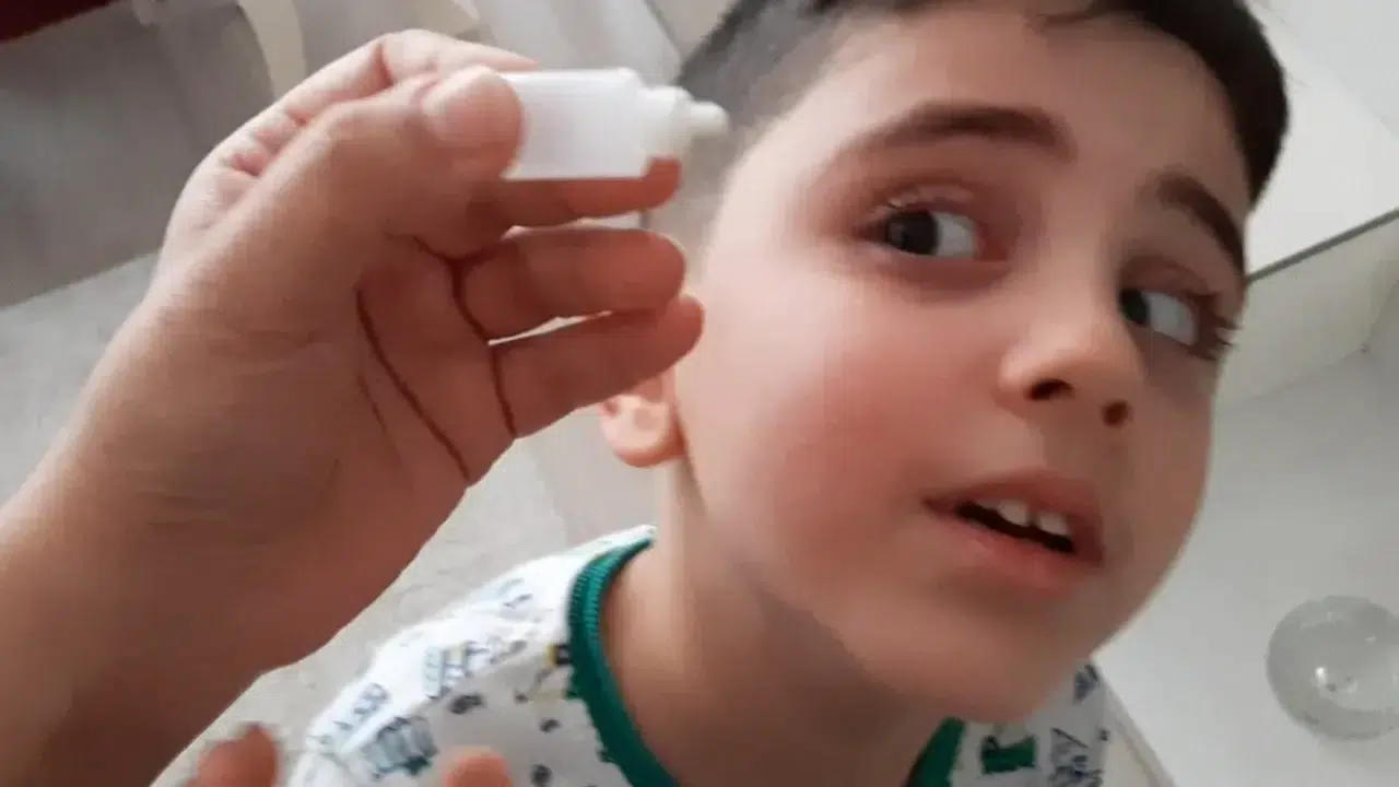 Göz Damlası Korkulu Rüya Olmasın! Çocuklarda Uygulama İçin Altın Tavsiyeler