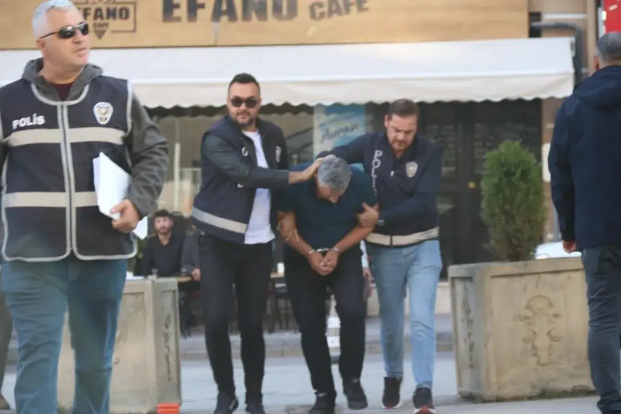 Böyle baba mı olur? 5 yaşındaki çocuğuna bakın ne yaptı