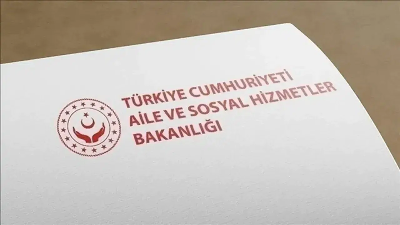 Aile Bakanlığı'ndan Sınav Saatlerinde Değişiklik: 14 Ekim Oturumuna Dikkat!