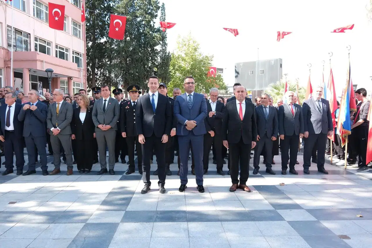 Sarıgöl'de 29 Ekim kutlamaları başladı