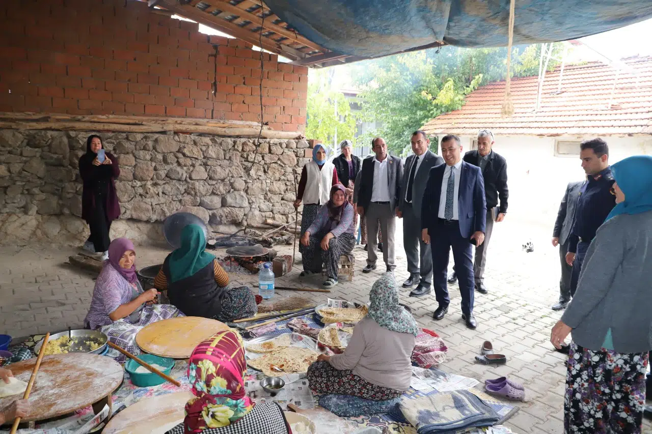 Demirci Kaymakamı Fatih Bayram vatandaşla buluştu
