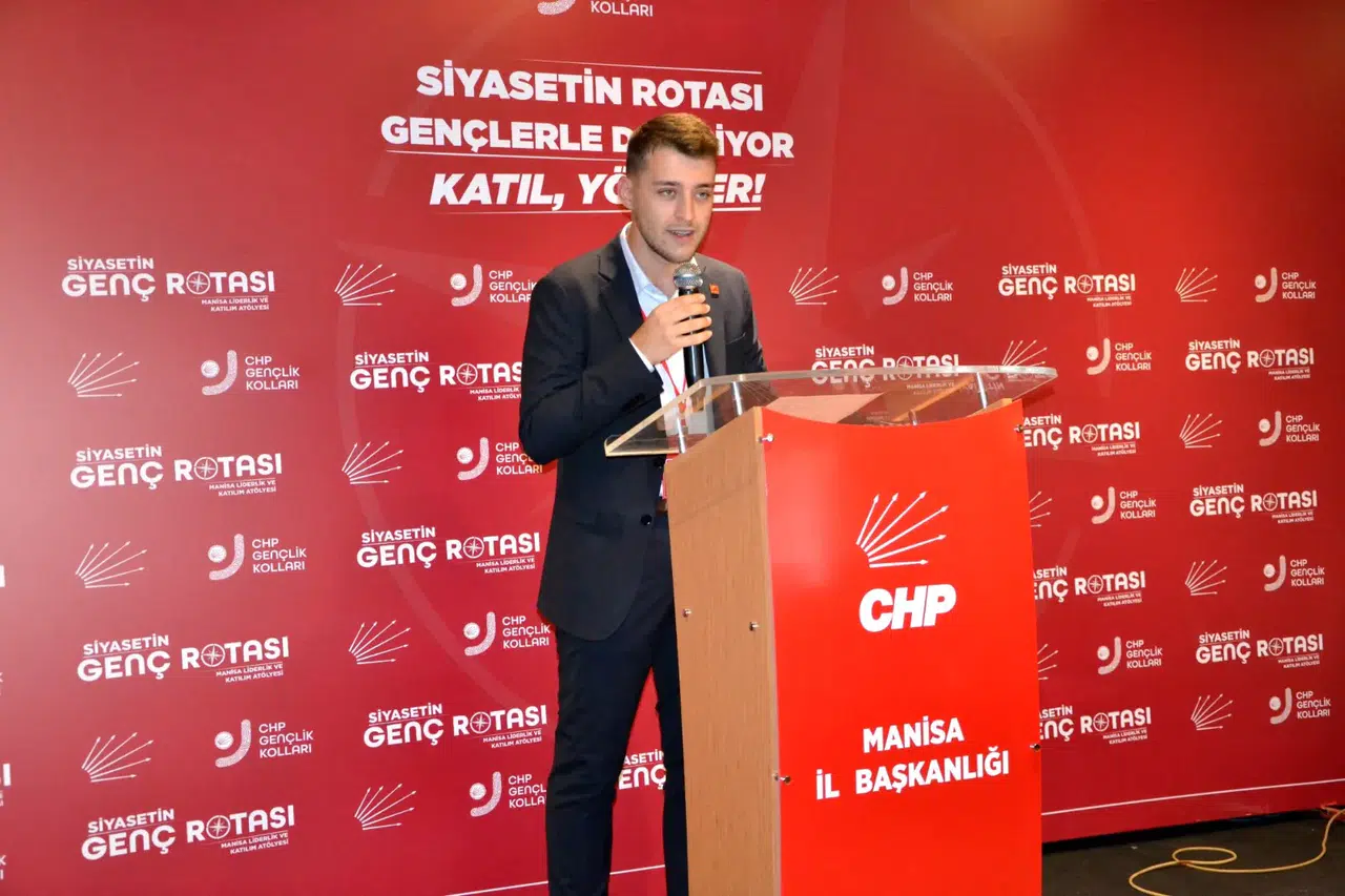 BAŞKAN ÇABUK: DEMOKRATİK VE GENÇ BİR SİYASET İNŞA EDECEĞİZ