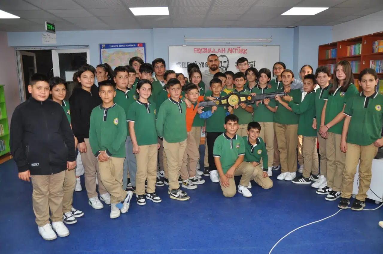 Şampiyon güreşçiden öğrencilere hayat dersleri