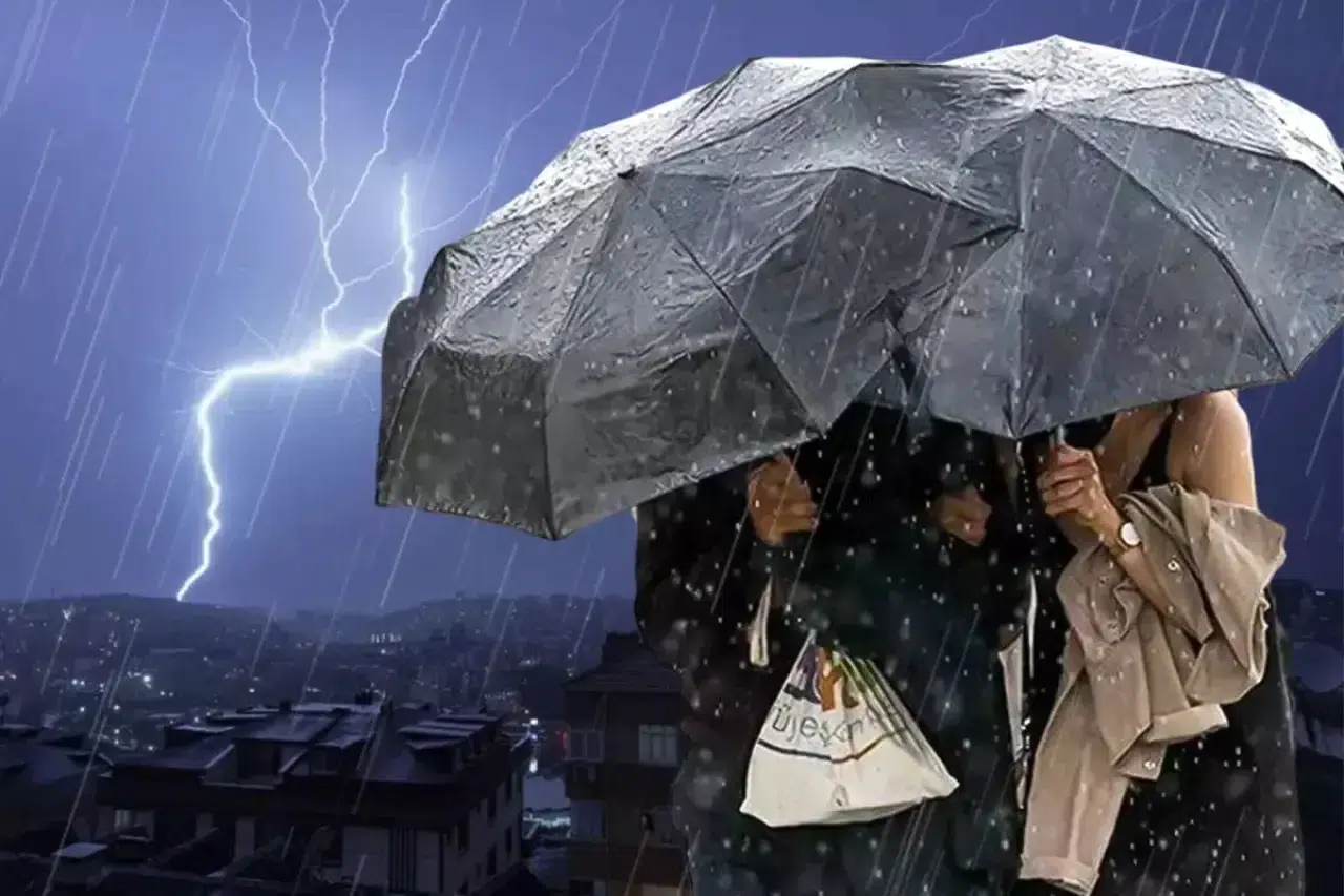 İstanbul'da alarm: Okullar saat 16.00'dan itibaren tatil edildi