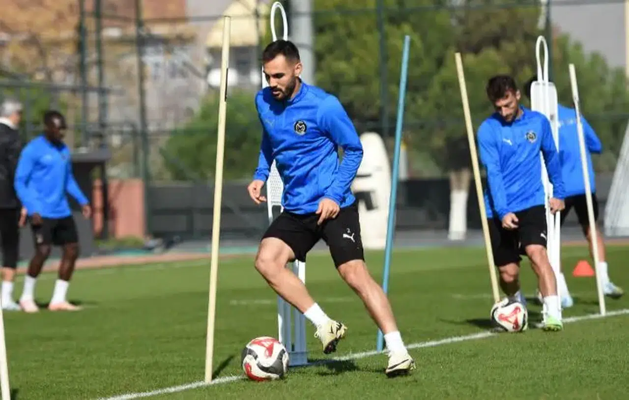 Manisa FK deplasman hazırlıklarına devam ediyor