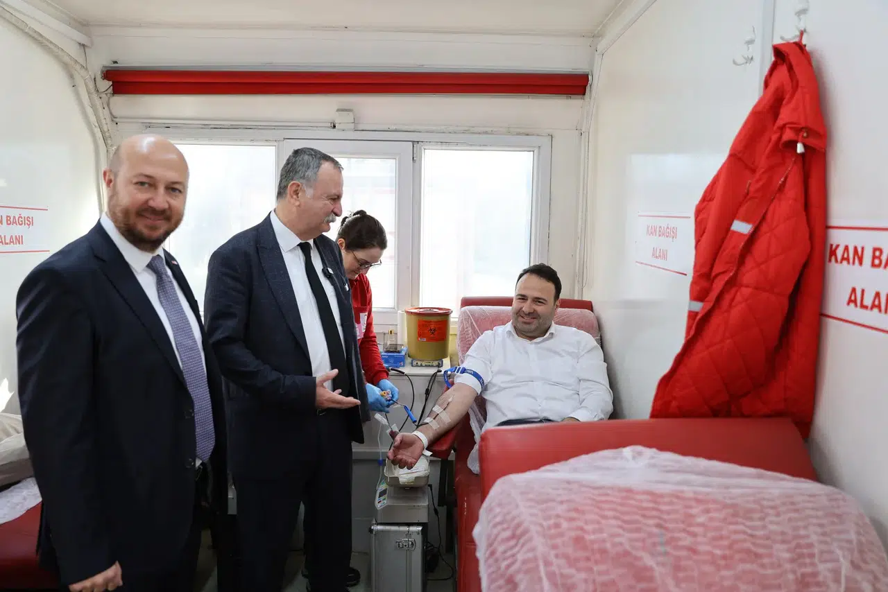 YUNUSEMRE’DE KAN VE KÖK HÜCRE BAĞIŞ KAMPANYASI