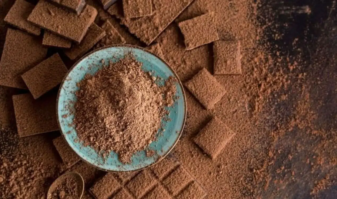 Saatlerce Oturuyorsan Bu Haberi Kaçırma! Çay ve Kakao Vücuttaki Zararları Azaltıyor mu?