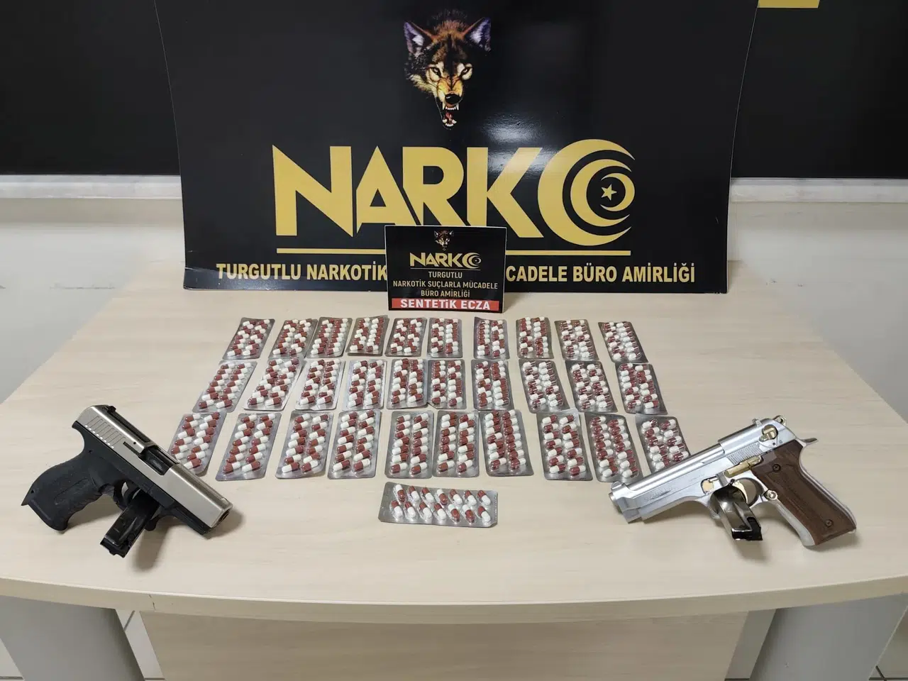 Manisa Emniyeti'nden zehir tacirlerine sıkı takip: Nefes aldırmadılar