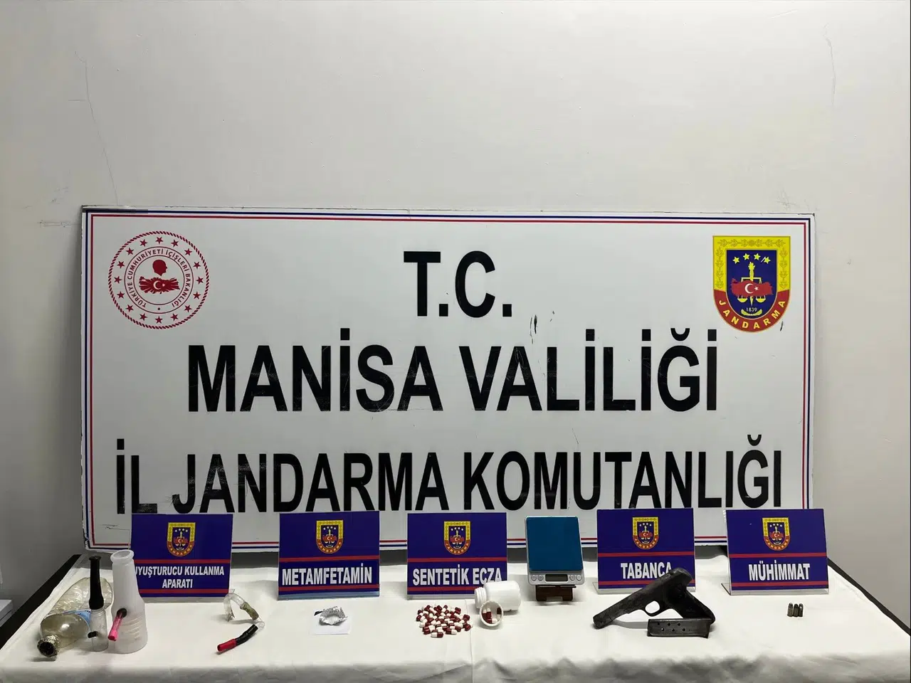 Jandarma uyuşturucuya geçit vermiyor