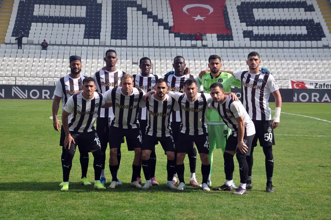 Manisa FK evinde Amed'e mağlup oldu