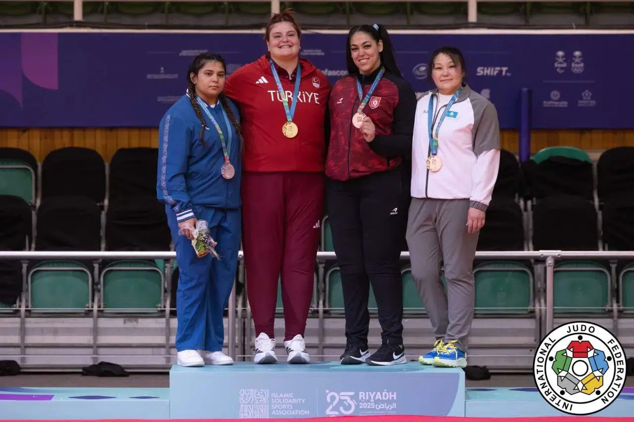 Manisalı Judocu Hilal Öztürk Riyad 2025 İslami Dayanışma Oyunları'nda altın madalya kazandı