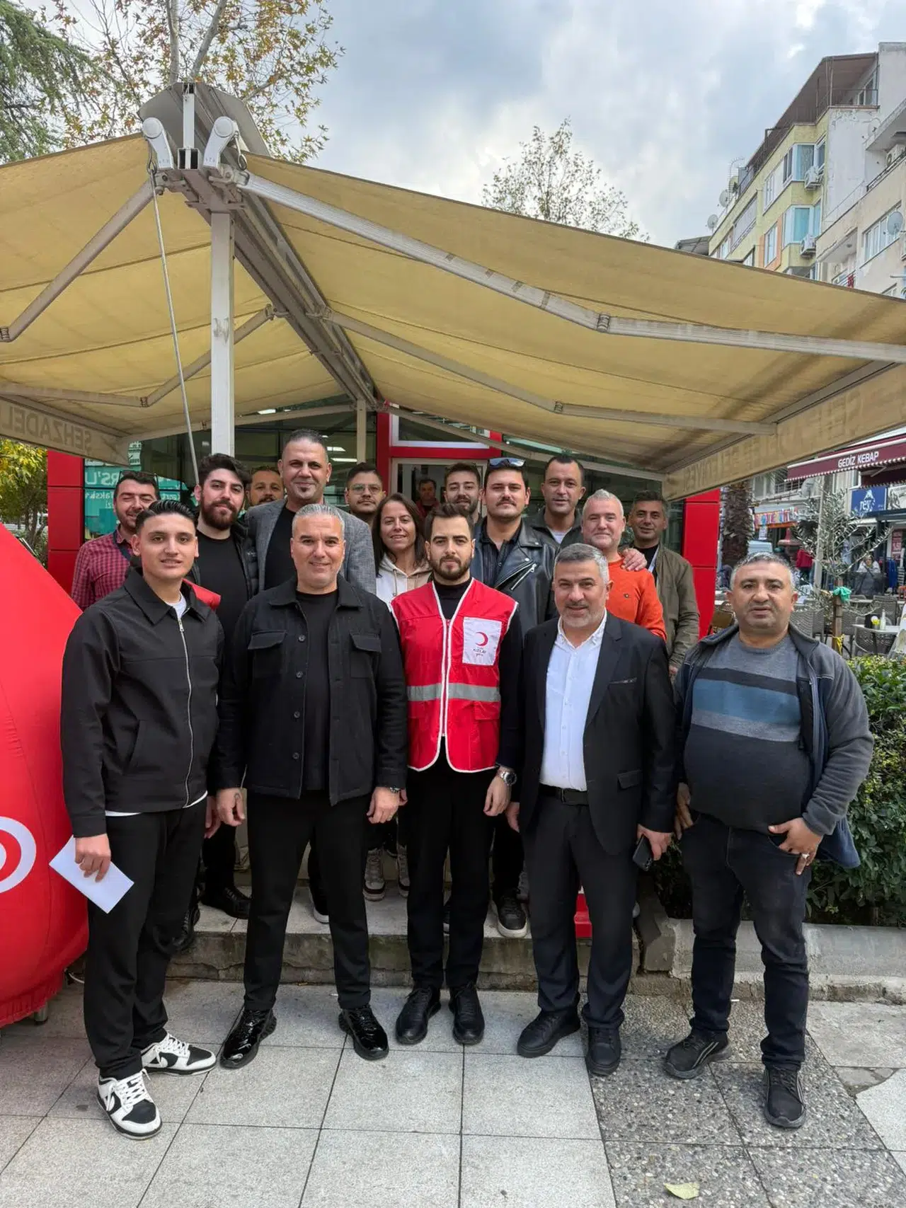 Minik savaşçı  Efe Leo Çıraklar İçin kan bağışı kampanyası