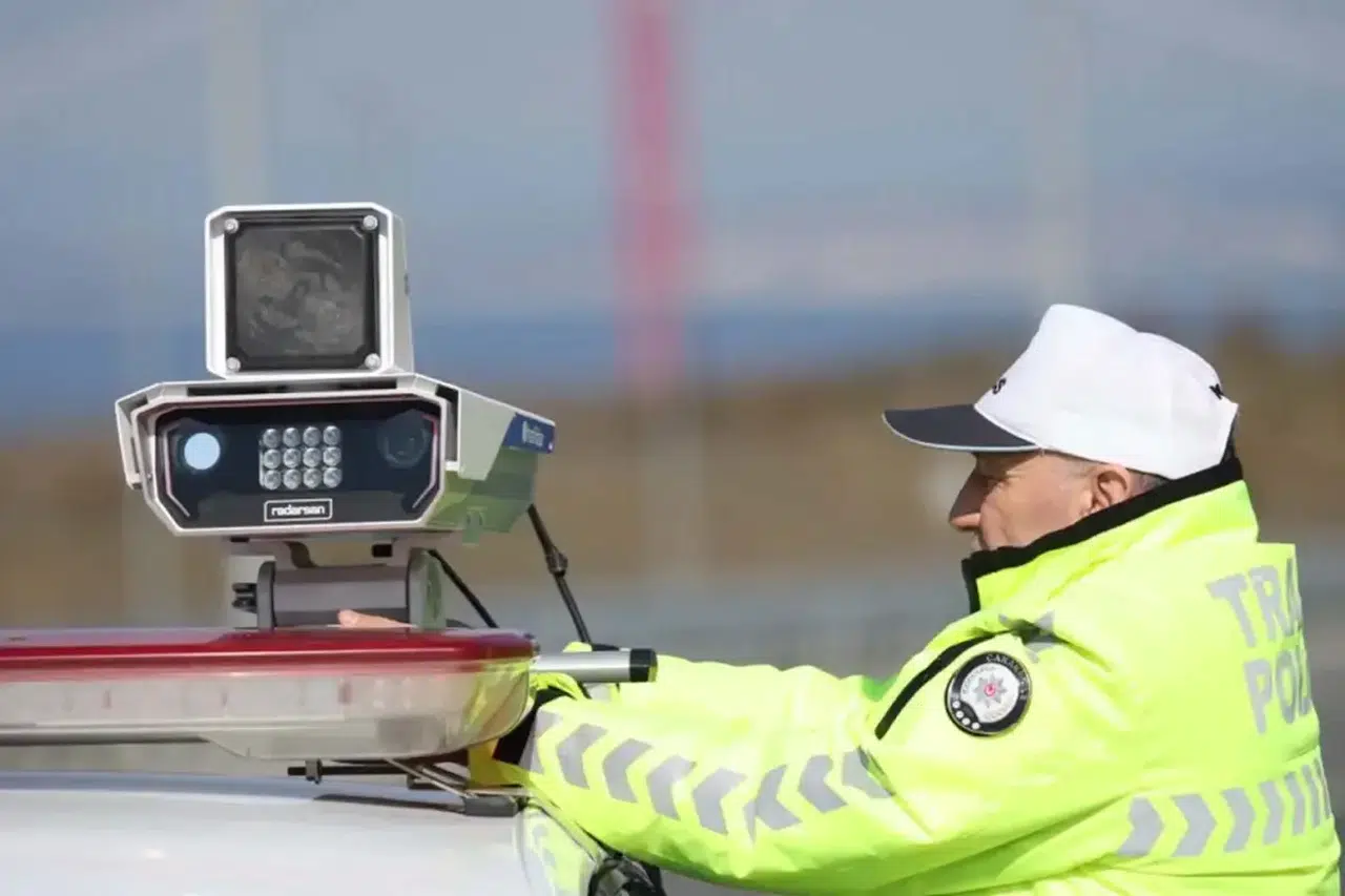 Sürücülerin isyanı sonuç verdi! Yüzlerce yerde hız limitleri değiştirildi