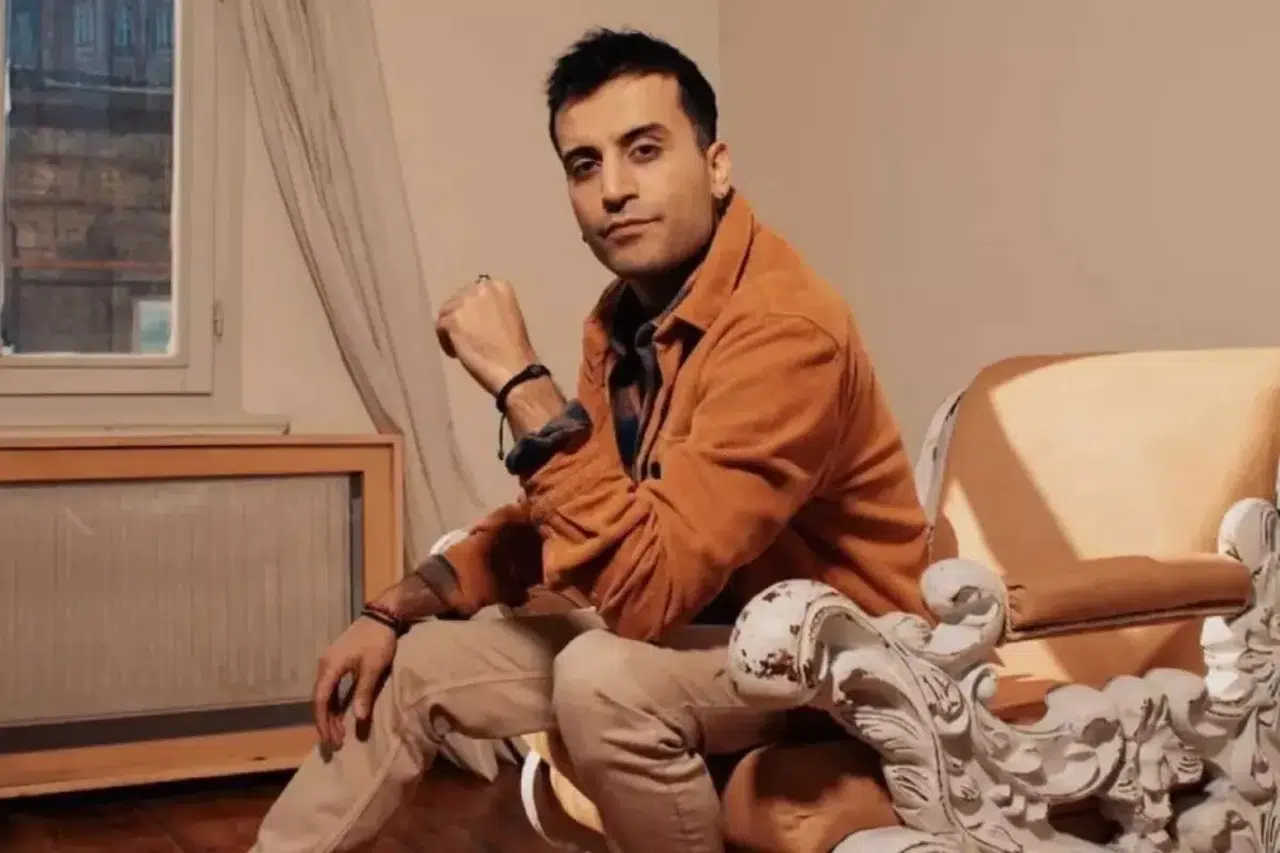 Ünlü oyuncu ve eşi sokak ortasında bir birine girdi