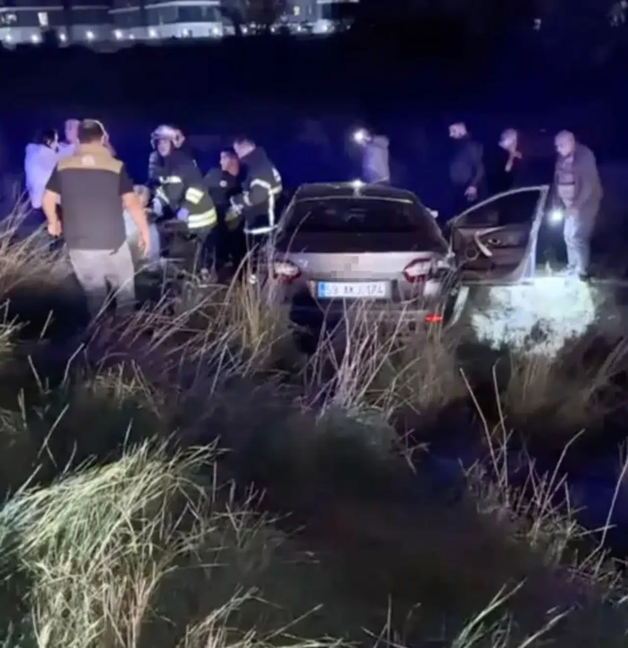 Otomobil şarampole yuvarlandı: 1 ölü, 1 yaralı