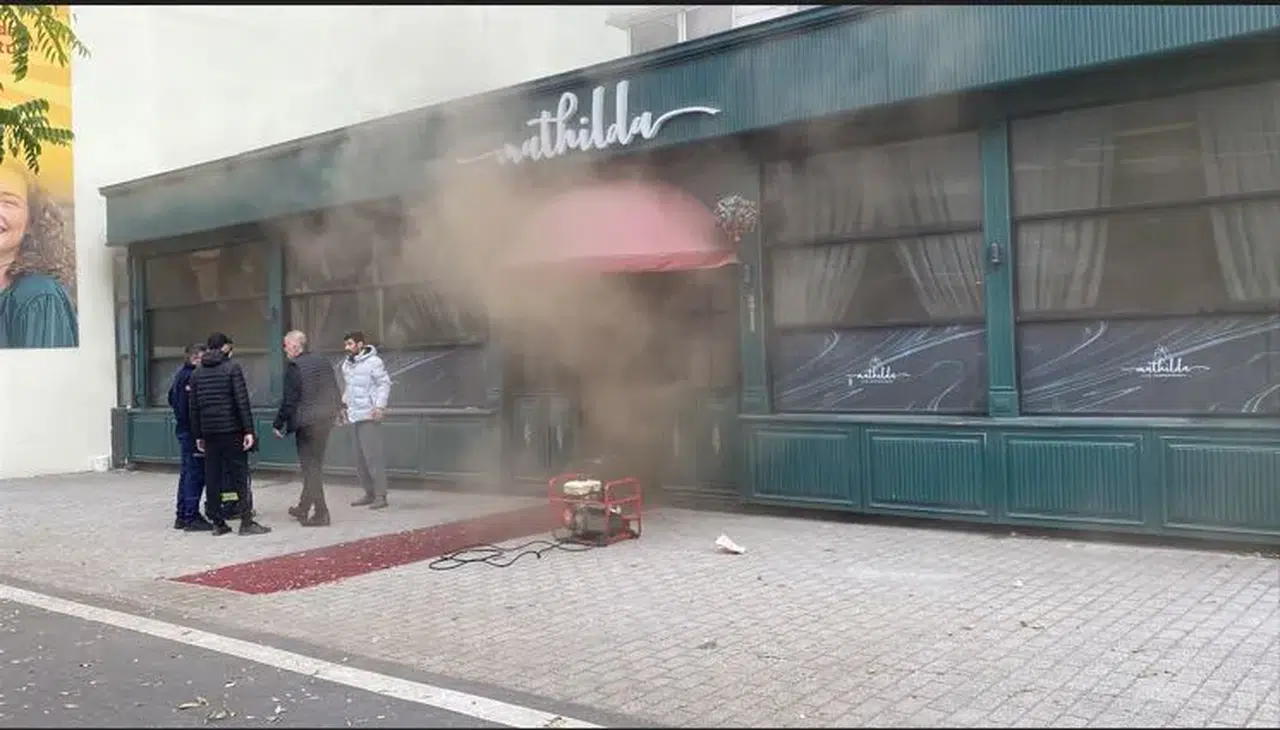 Otelde yangın paniği: 152 kişi tahliye edildi