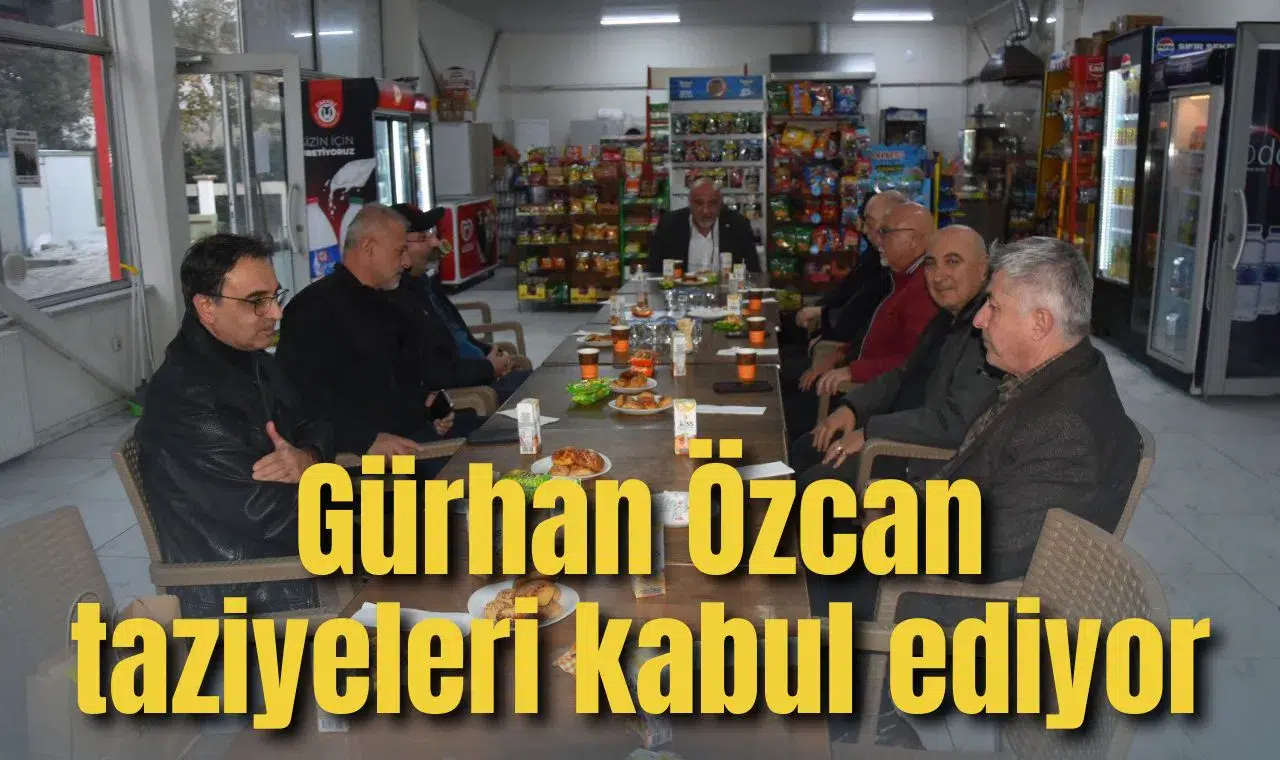 Gürhan Özcan taziyeleri kabul ediyor