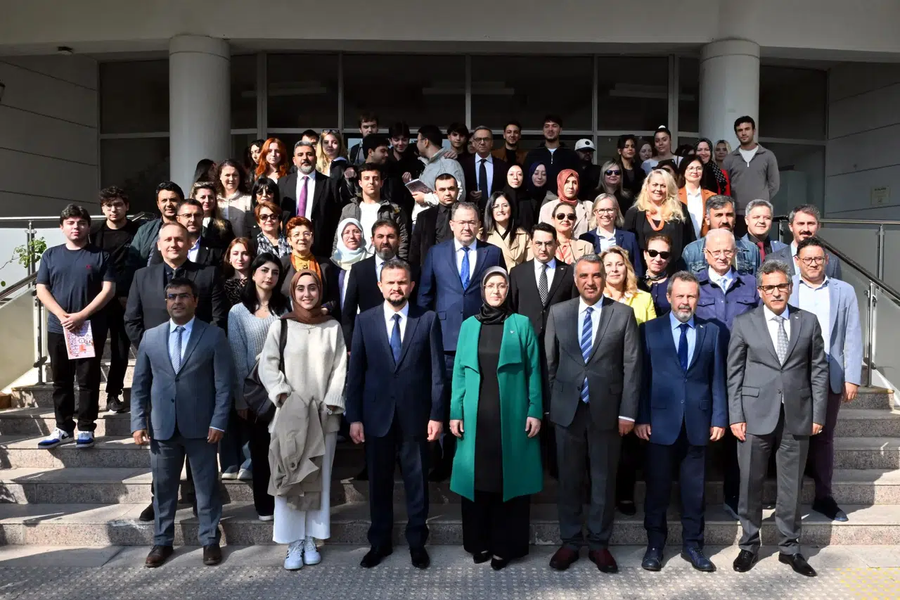 Türkiye Ulusal Ajansı Başkanı Manisa CBÜ’de öğrencilerle bir araya geldi