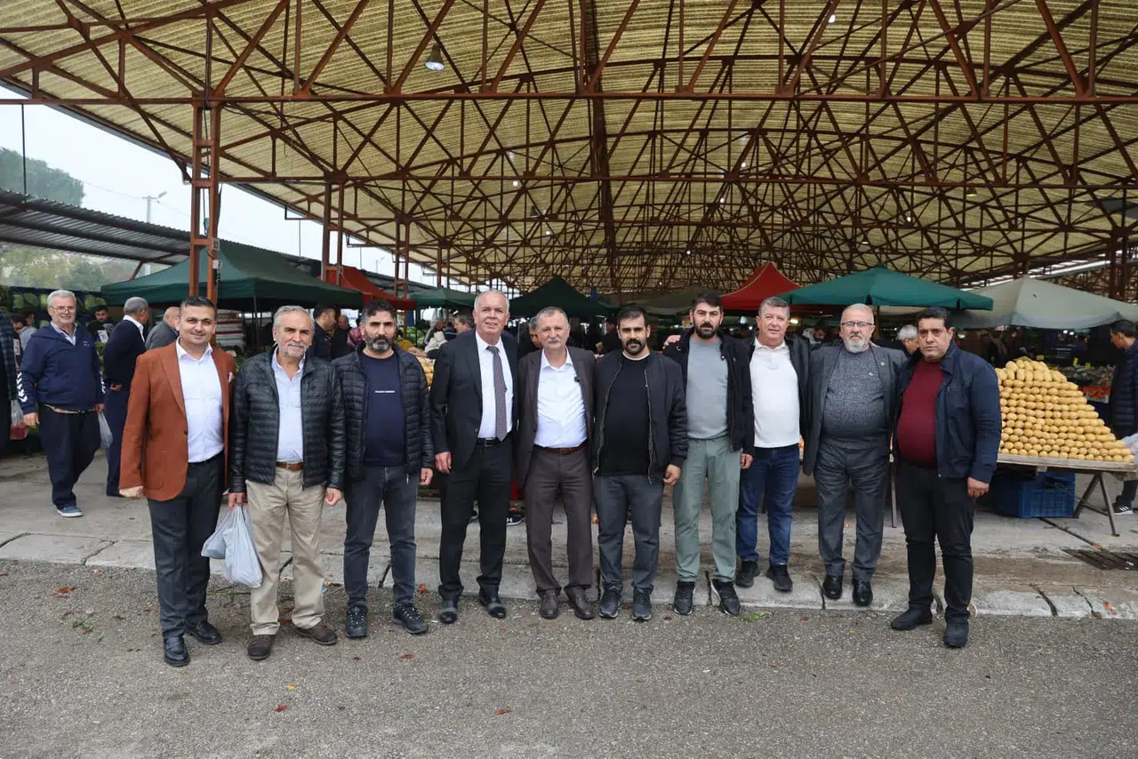 Başkan Balaban pazar esnafı ile buluştu