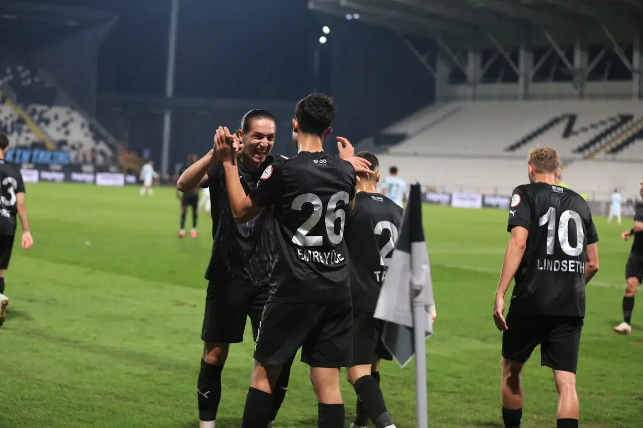 Manisa FK evinde galip